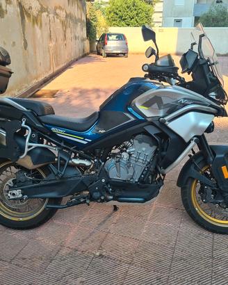 mt 800
