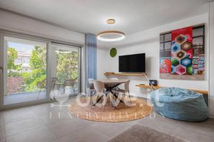 Appartamento di 70 m² con 2 locali e posto auto a 