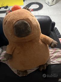 Capybara peluche