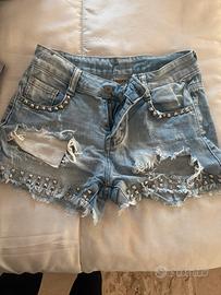Short jeans