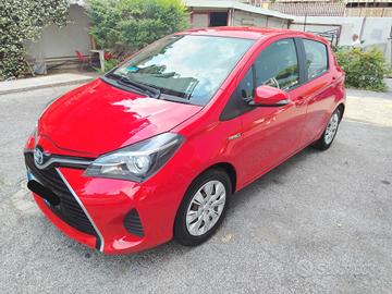 Toyota Yaris 1.5 Hybrid 5 porte Active