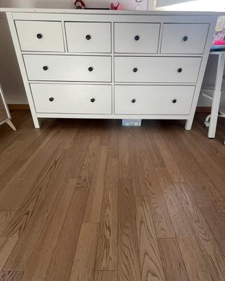Cassettiera ikea Hemnes