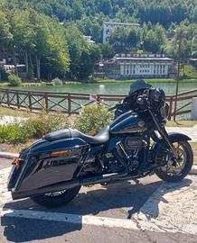 Harley Davidson Street Glide Special black3.900 km