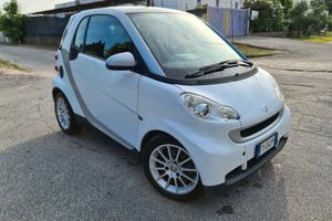 Smart ForTwo 1000 52 kW MHD coupé passion