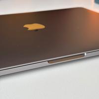MacBook Pro 13” Intel Core i5