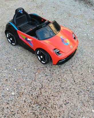 Macchina elettrica per bambini