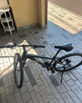 Bici B'Twin (Decathlon) Rockrider 340