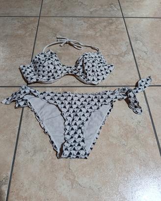 costume 