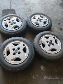 cerchi e gomme 13 per la Fiat panda 