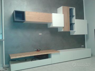 Parete attrezzata moderna bianco opaco e rovere