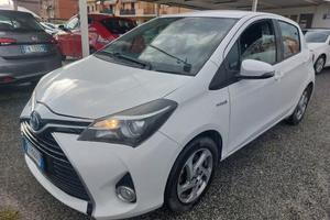 TOYOTA Yaris 1.5 Hybrid 5 porte