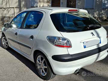 Peugeot  206 1.4 HDI