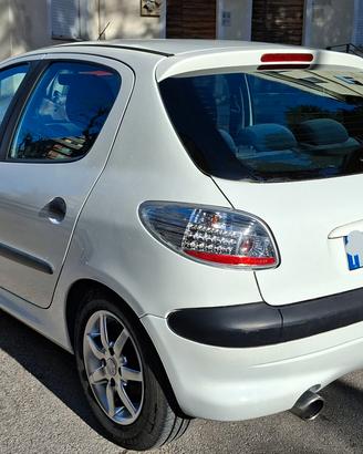 Peugeot  206 1.4 HDI