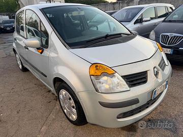 RENAULT Modus 1.5 dCi 105CV Initiale senza nessu