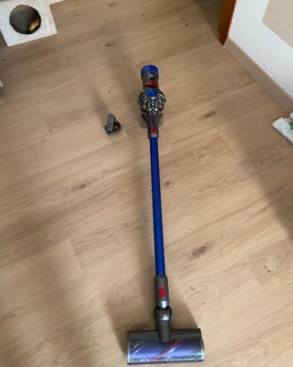 Aspirapolvere Dyson V8