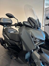 YAMAHA X-MAX 300
