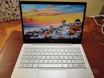 Xiaomi Mi Notebook Air 12.5" (2017)