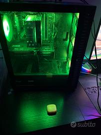 Pc gaming ryzen7 con 32gb di ram e rx9060xt