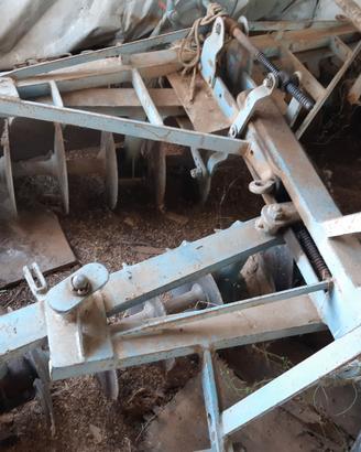 attrezzature agricole varie