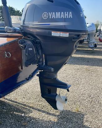 Yamaha Fuoribordo 25