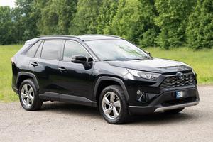 Rav4 full hybrid 2.5 dynamic 218 cv