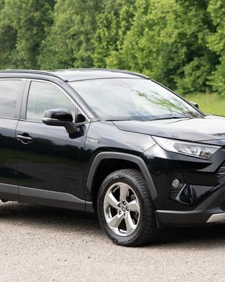Rav4 full hybrid 2.5 dynamic 218 cv