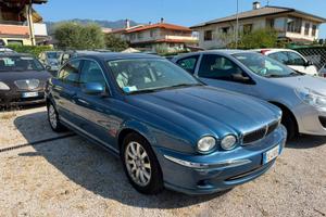 Jaguar X-Type 2 litri V6 24V cat Executive