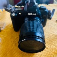 Macchina fotografica Nikon F75, 2 obiettivi/flash