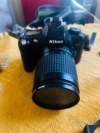 Macchina fotografica Nikon F75, 2 obiettivi/flash
