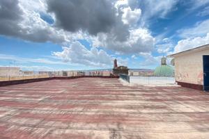 PIAZZA ANNUNZIATA; 220MQ+LASTICO+Box Doppio MAV343