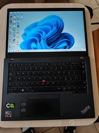 Lenovo ThinkPad T14s Gen 2 da 14" Touch, dotato di