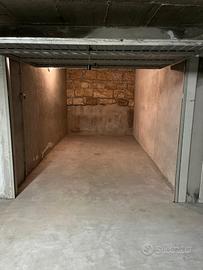 Posto moto in garage condiviso