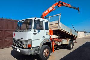 IVECO 145-17 GRU E RIBALTABILE