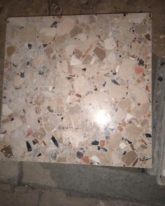 Piastrelle granito