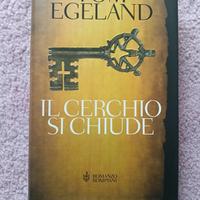 Libro  romanzo Tom Egeland " il cerchio di chiude"