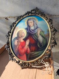 cornice vintage con quadro devozionale con luce