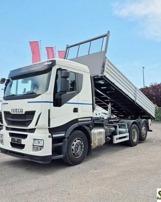 IVECO STRALIS 260S42 ribaltabile trilaterale