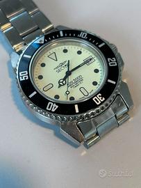Sector ADV 5000 Diver full lume
