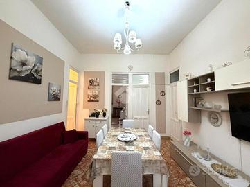 3 LOCALI A FICARAZZI