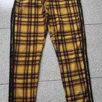 Pantaloni scozzesi gialli