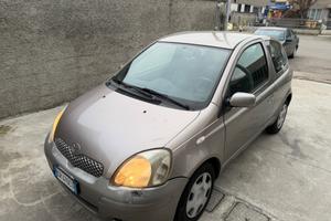 Toyota Yaris 1.3i benzina euro4