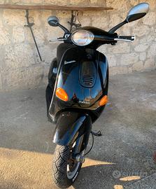 Piaggio vespa ET2