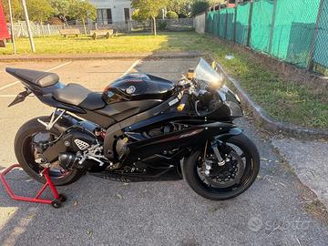 Yamaha r6 stradale