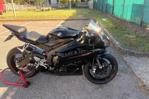 Yamaha r6 stradale