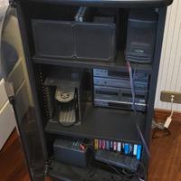 Mobile nero contenitore