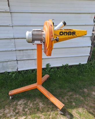 Mulino elettrico per cereali