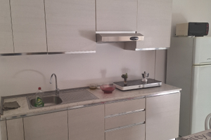 Piccolo appartamento arredato in centro