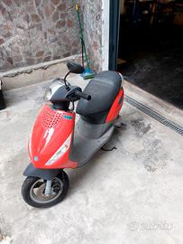 scooter Piaggio zip 2t 