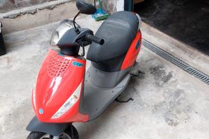 scooter Piaggio zip 2t 