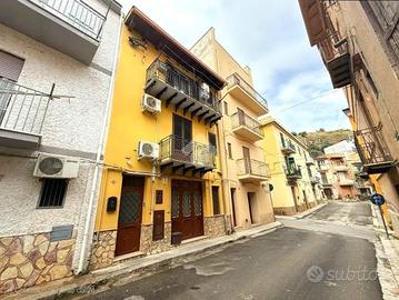 CASA INDIPENDENTE A TRABIA